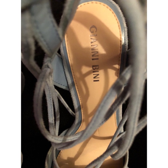 Gianni Bini suede blue heels - Picture 5 of 5